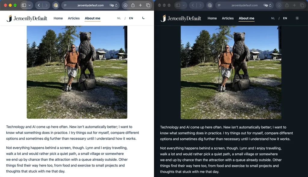 Twee browservensters naast elkaar met dezelfde pagina Over mij van JeroenByDefault, links in het lichte thema en rechts in het donkere thema